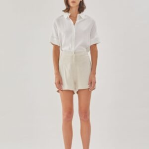 Linen Shorts in Oatmeal