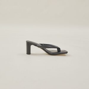 Mara Sandals in Black
